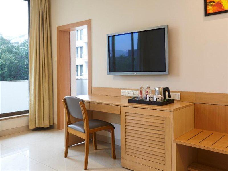 Mango Suites Select Mahape Navi Mumbai Eksteriør bilde